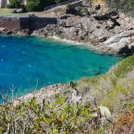 Locazione Turistica Capo D'Arco-1
