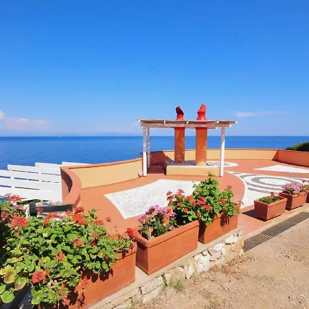 Locazione Turistica Capo D'arco-1 * Porto Azzurro