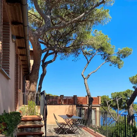 Locazione Turistica Capo D'arco-1 Apartmán Porto Azzurro